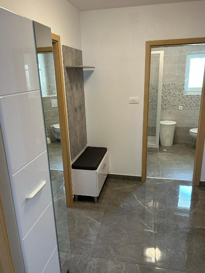 Appartamento Sweet Lapat By El-Pi Tours Porat  Esterno foto