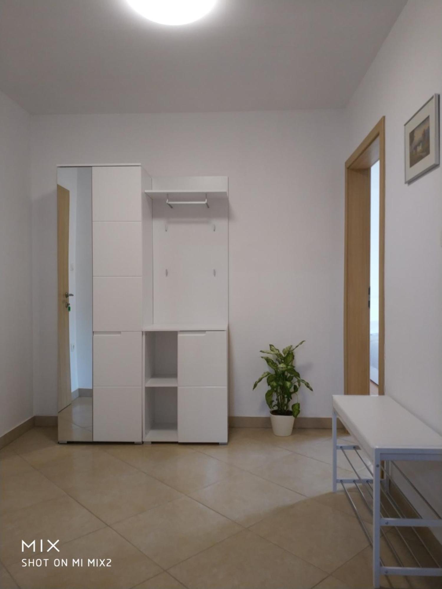 Appartamento Sweet Lapat By El-Pi Tours Porat  Esterno foto